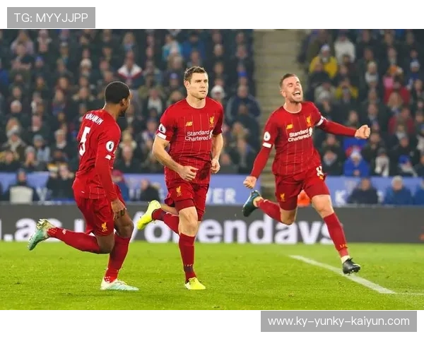 铁血红军魂:利物浦欧冠战役中的顽强拼搏与精神传承 铁血红军魂:利物浦欧冠战役中的顽强拼搏与精神传承